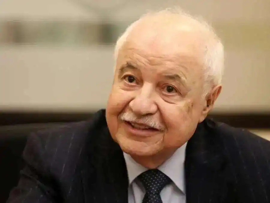 طلال أبوغزاله: تحسين أوضاع أبنائنا العاملين في صدارة الأولويات