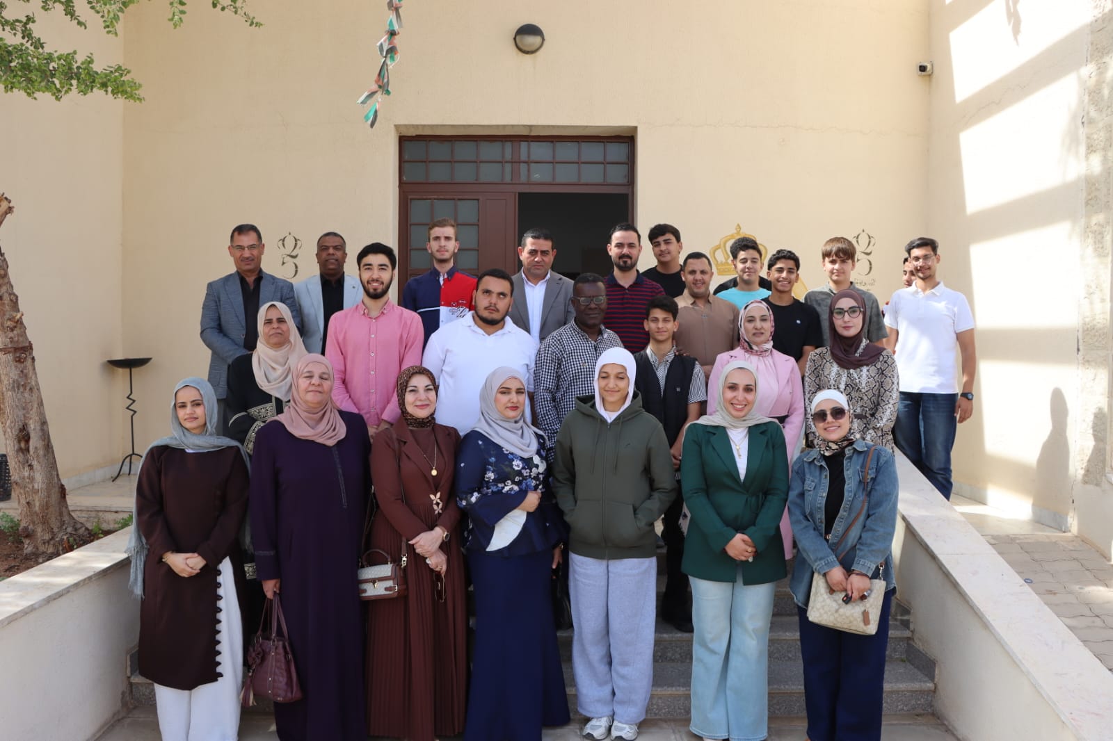جلسة حوارية لشباب كلنا الأردن في العقبة 