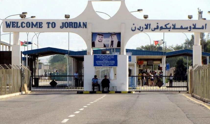 نشاط متوقع على جسر الملك حسين بين 14 و21 كانون الثاني تزامنًا مع عودة حافلات العمرة