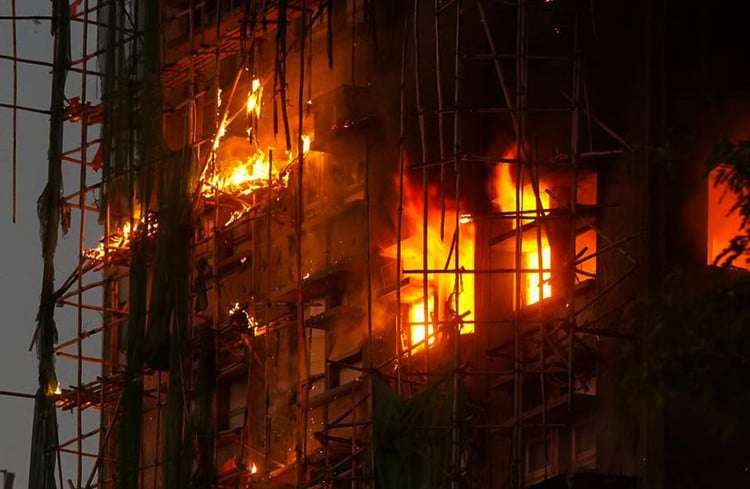 وفاة اب وابنه  اثر حريق منزل في لواء الرمثا 