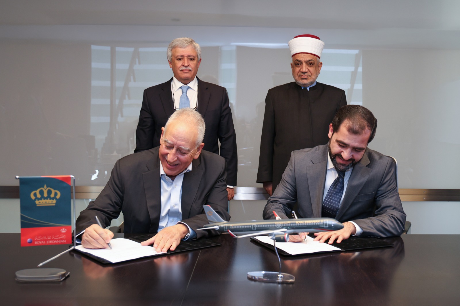 اتفاقية بين الملكية الأردنية والأوقاف لخدمة حجاج جسر الملك حسين