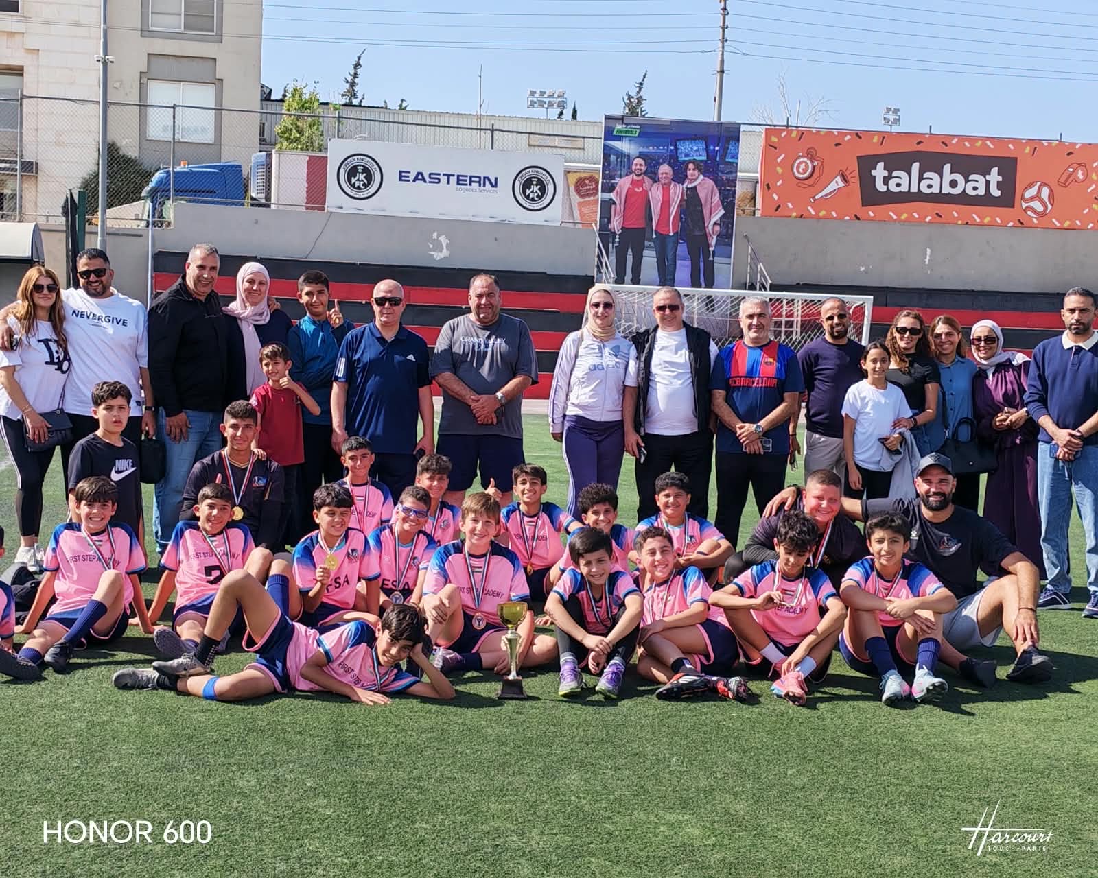 أكاديمية «الخطوة الأولى» تحصد أول ألقابها وتتوج بكأس فرسان الأردن