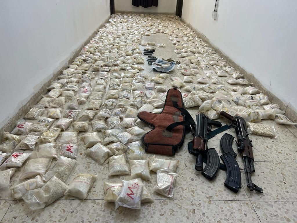 القبض على 193 شخصا بقضايا تجارة وترويج وتعاطي الكريستال