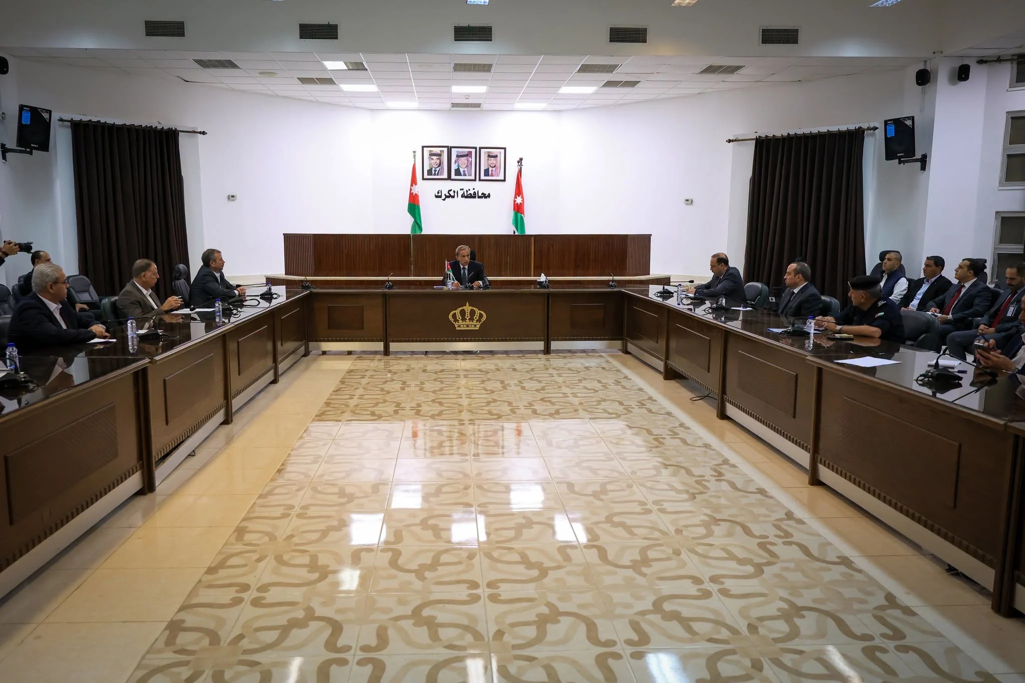 حسان: الأيدي الآثمة التي أودت بحياة أبنائنا في الكرك لن تفلت من العقاب