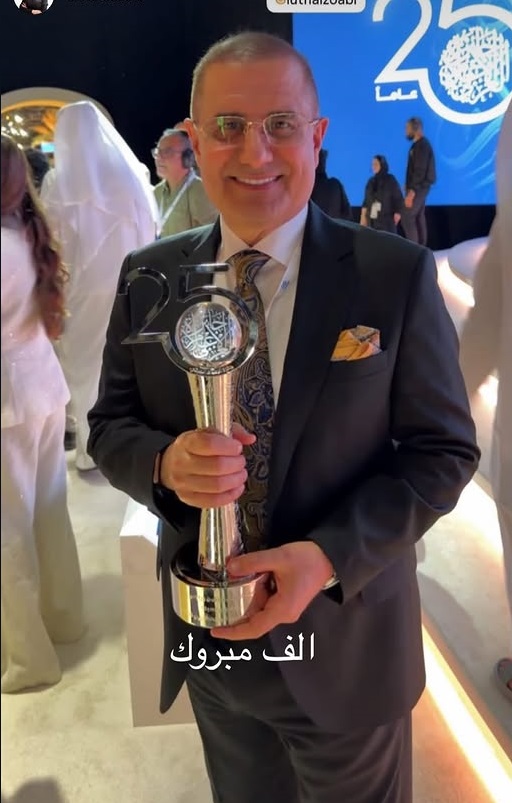 لطفي الزعبي يحصد جائزة أفضل برنامج رياضي عربي عن «ملعبنا»