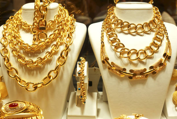 أسعار الذهب ترتفع بمقدار 40 قرشًا للغرام في الأسواق المحلية